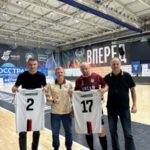 ❤🖤 ВРУЧИЛИ ИГРОВЫЕ ФУТБОЛКИ ФХНН НИКОЛАЮ ХОДОВУ И СЕРГЕЮ..
